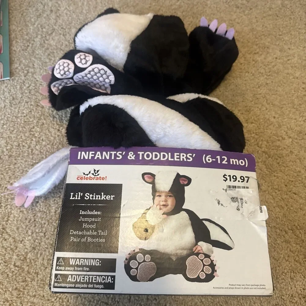 Lil Stinker 6-12 Month  Halloween Costume. Skunk Animal Toddler Infant Boy/Girl